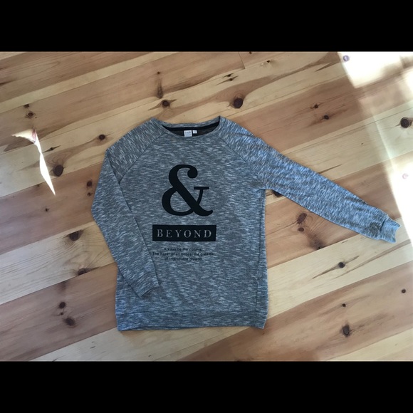 Gray sweatshirt! - Picture 2 of 3